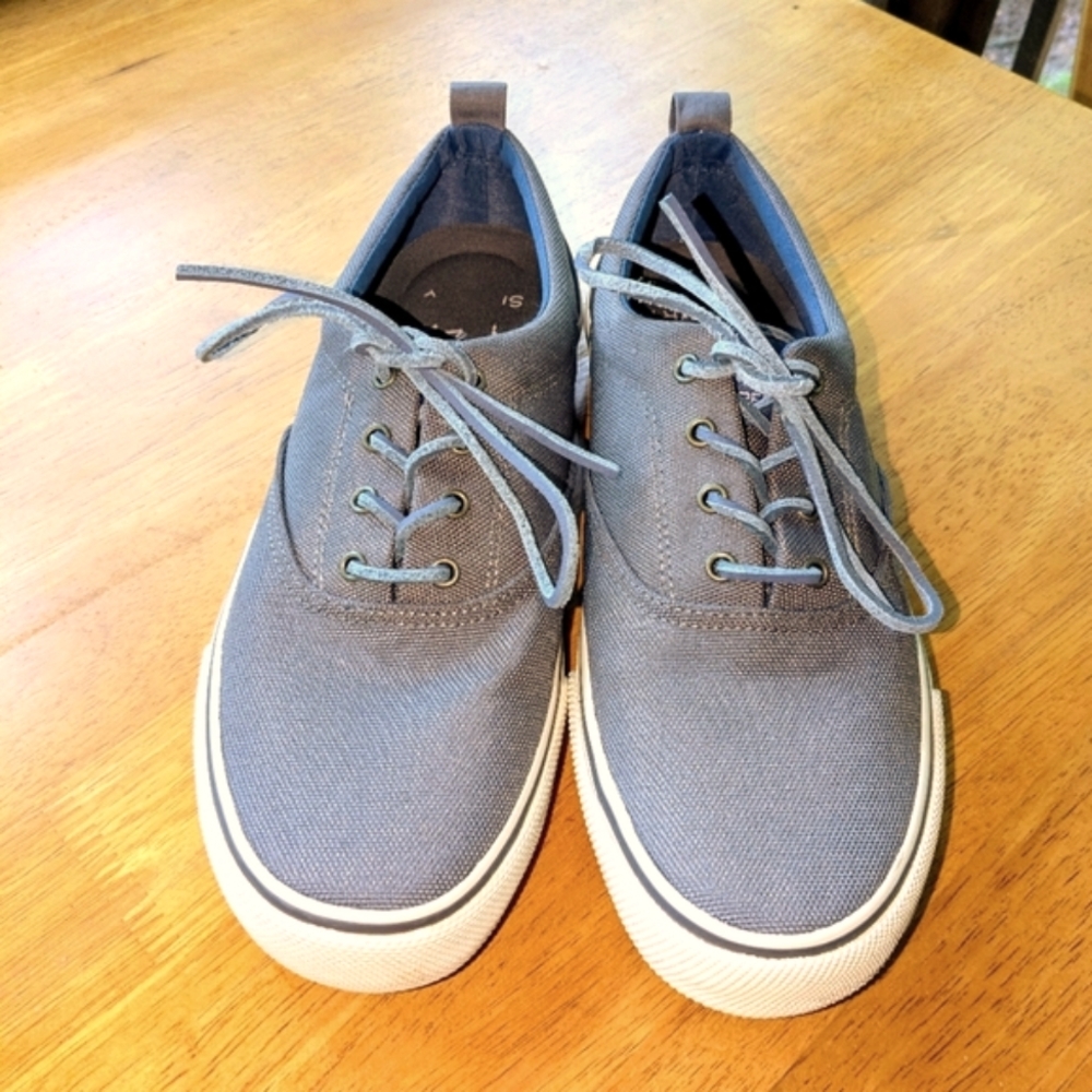 Men's Sperry Size 10.5 SeaCycled Striper II CVO Sneaker Shoe Nautical Slip Proof - Picture 3 of 12